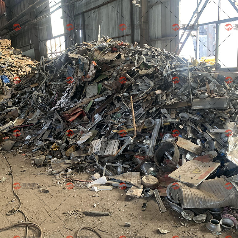 موقع إنتاج آلة قص الفولاذ الهيدروليكية