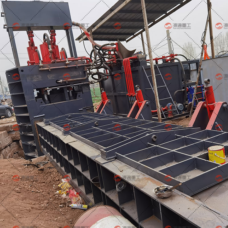 مقص جسري متعدد السكاكين