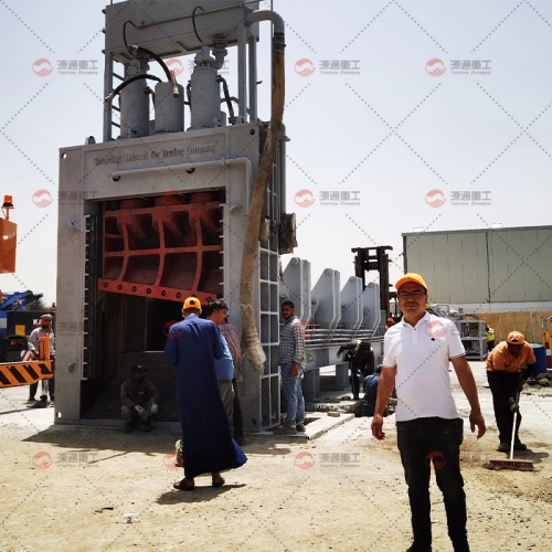 ماكينة قص جسرية هيدروليكية أوتوماتيكية بالكامل 800 طن