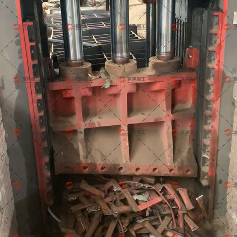 موقع إنتاج آلة قص الفولاذ الهيدروليكية